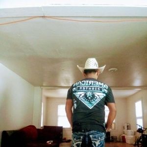 Meet your Posher, Diego